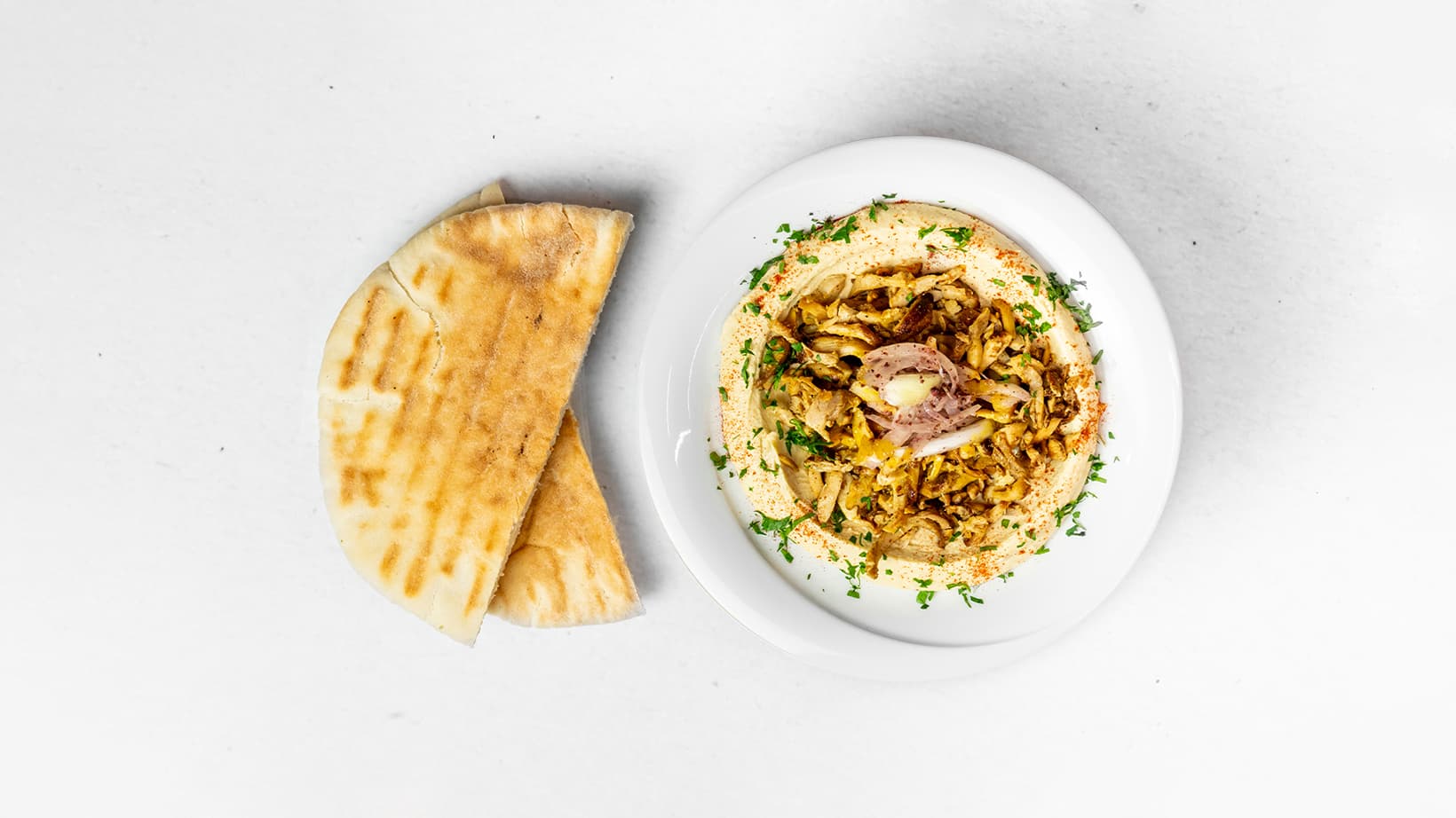 Hummus with Chicken Shawarma-Hummus s kuřecí šawarmou